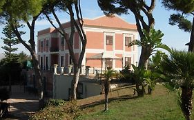 Villa Giuliana Licata